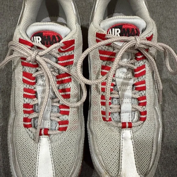 Nike Silver and Red Women's Sneakers - Picture 8 of 8